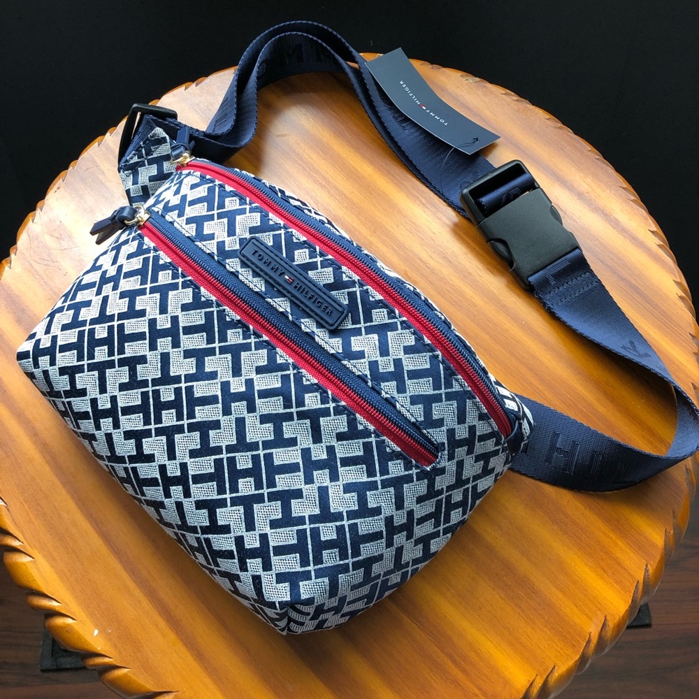 Tommy Hilfiger Xbody Cross Body Bag
